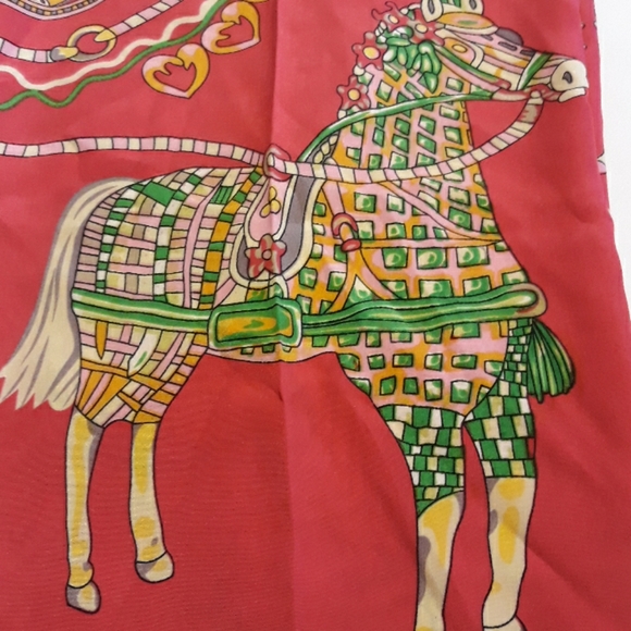 Infinity  Scarf - Picture 3 of 5